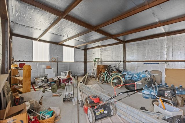 1408 E County Rd 120, Midland, TX 79706