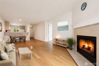 12511 SE 41st Place #A301, Bellevue, WA 98006