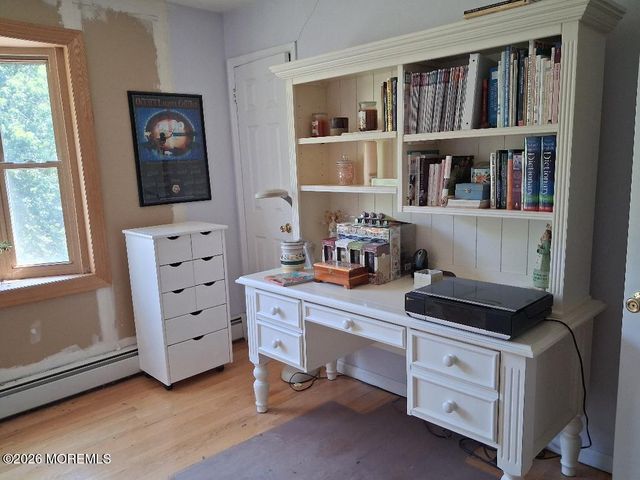 31 Hunt Road, Freehold, NJ 07728