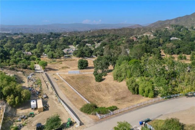 15625 Warm Springs Drive, Canyon Country, CA 91387
