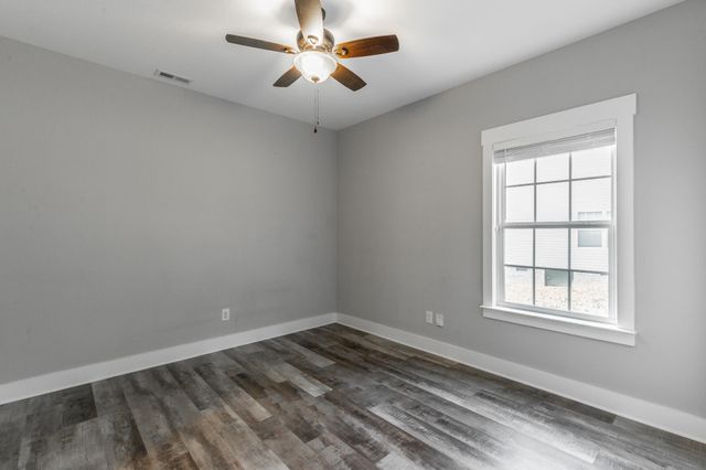 200 Eastview Cove Drive SE, Cleveland, TN 37323