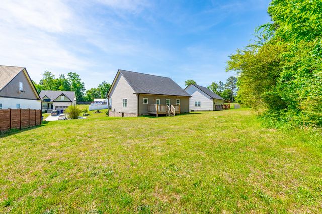200 Eastview Cove Drive SE, Cleveland, TN 37323