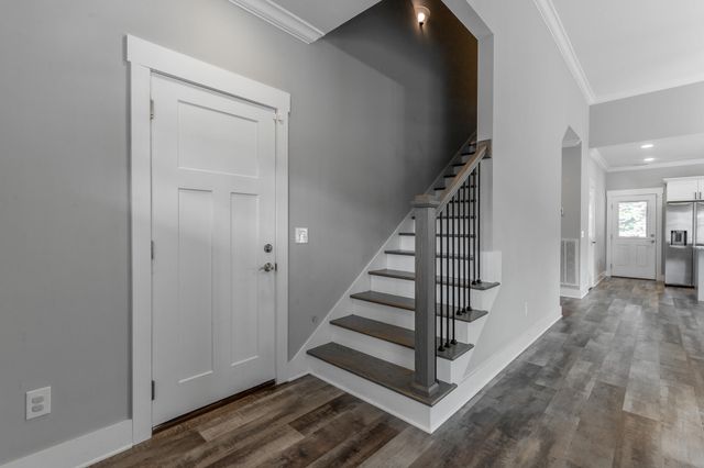 200 Eastview Cove Drive SE, Cleveland, TN 37323