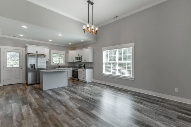 200 Eastview Cove Drive SE, Cleveland, TN 37323
