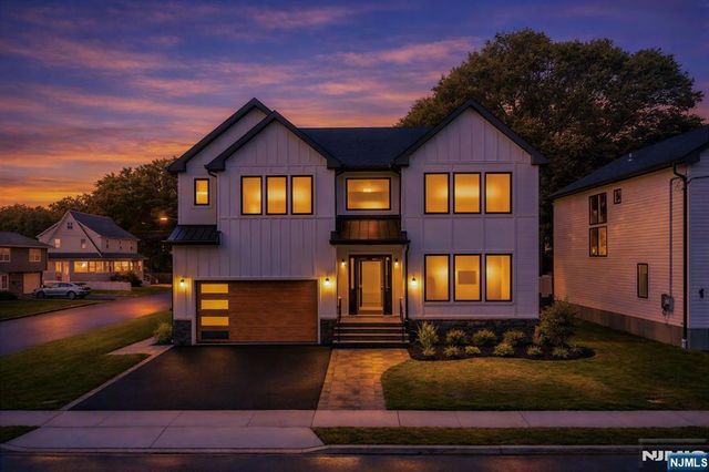 167 Palisades, Emerson, NJ 07630