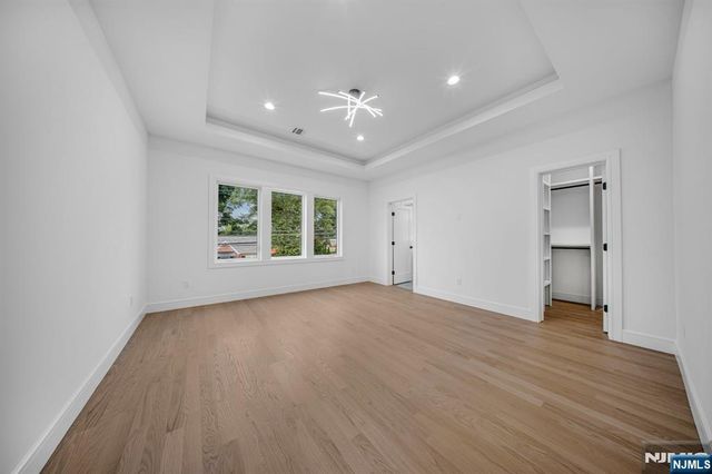 167 Palisades, Emerson, NJ 07630