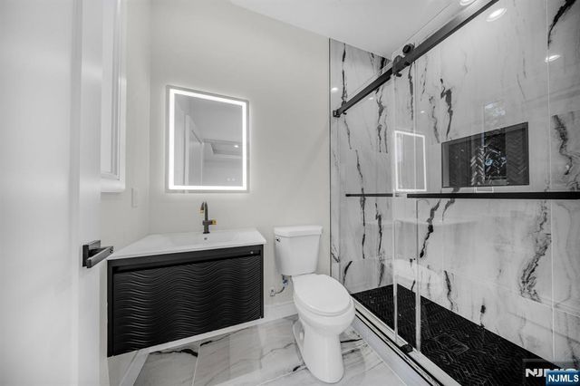 167 Palisades, Emerson, NJ 07630