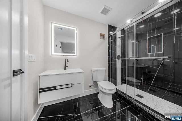 167 Palisades, Emerson, NJ 07630
