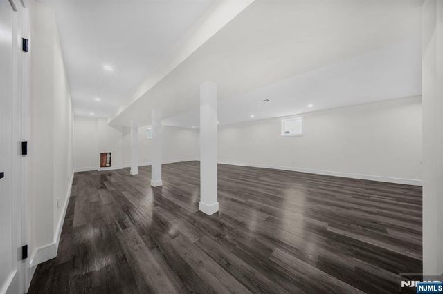 167 Palisades, Emerson, NJ 07630