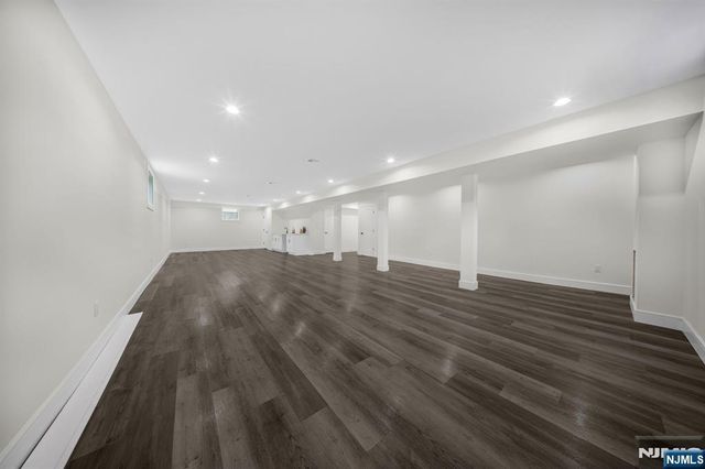 167 Palisades, Emerson, NJ 07630