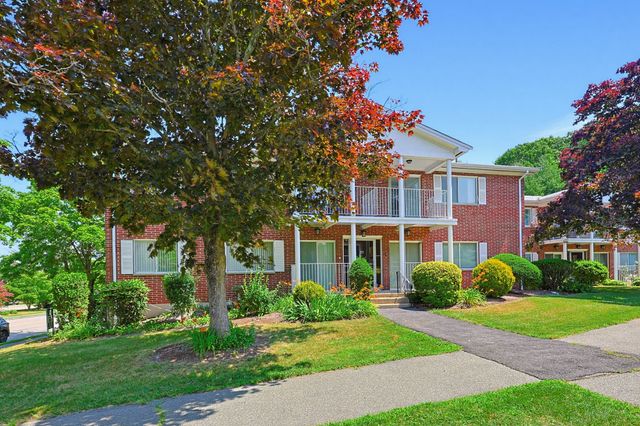 31 Bayberry Dr 4, Sharon, MA 02067