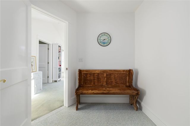 9 White Terrace, Middletown, RI 02842