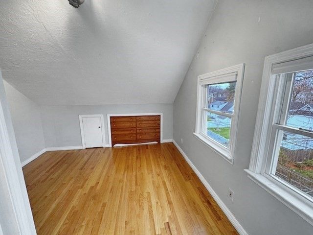 80 Delmont 2, Worcester, MA 01604