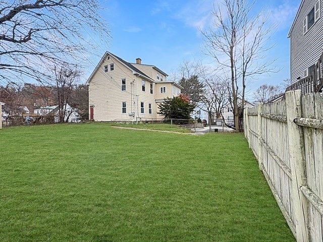 80 Delmont 2, Worcester, MA 01604