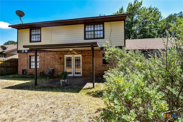 2202 Stagecoach Trail, Temple, TX 76502