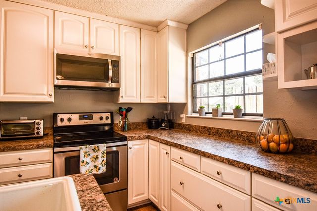 2202 Stagecoach Trail, Temple, TX 76502