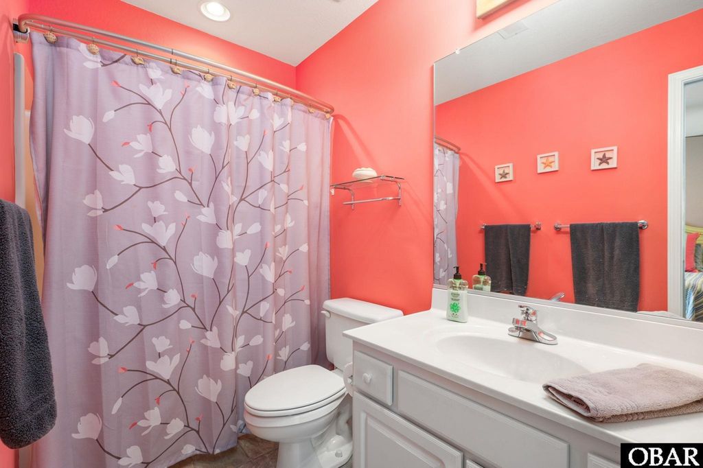 Image 11 of property listing at 204 Landing Lane, Manteo, NC 27954