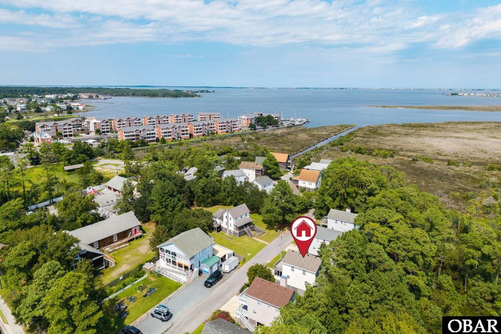 Image 28 of property listing at 204 Landing Lane, Manteo, NC 27954