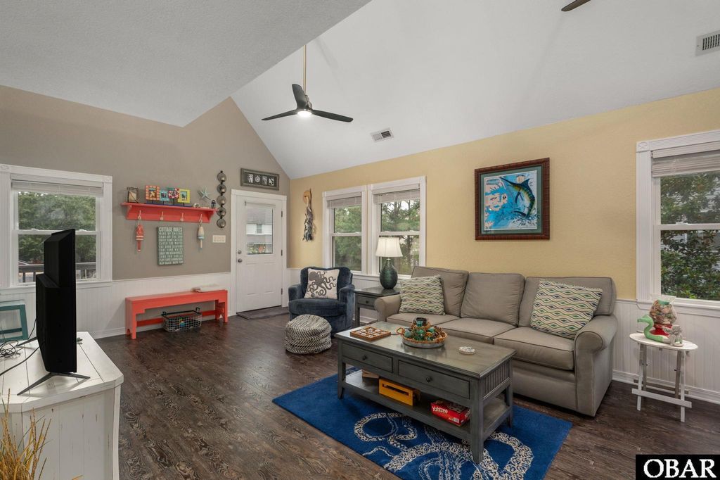 Image 8 of property listing at 204 Landing Lane, Manteo, NC 27954