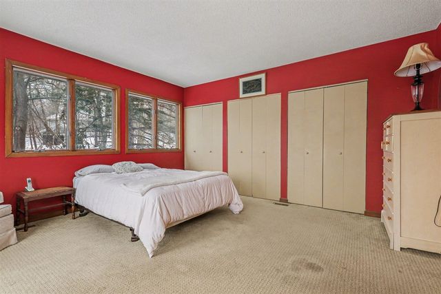 3135 Lakeshore Drive, Muskegon, MI 49441