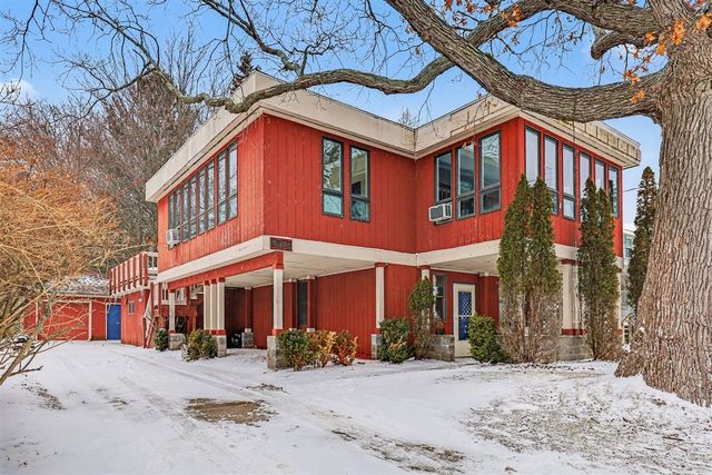 3135 Lakeshore Drive, Muskegon, MI 49441