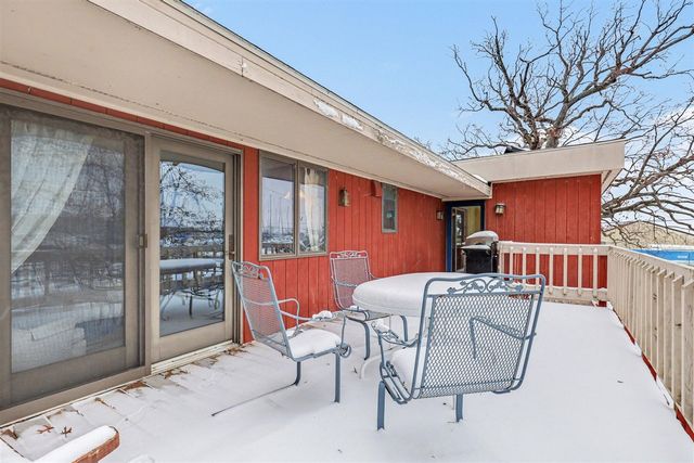 3135 Lakeshore Drive, Muskegon, MI 49441