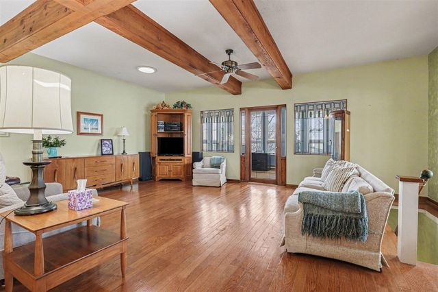 3135 Lakeshore Drive, Muskegon, MI 49441