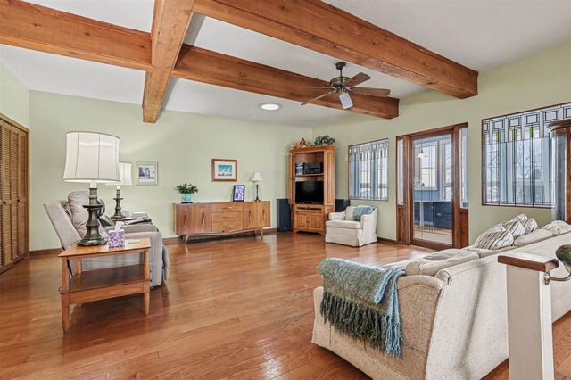 3135 Lakeshore Drive, Muskegon, MI 49441