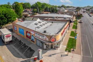 7025 Ogden Avenue, Berwyn, IL 60402
