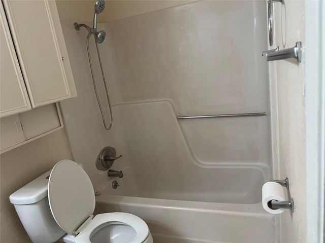 4112 19th Street N, Texas City, TX 77590
