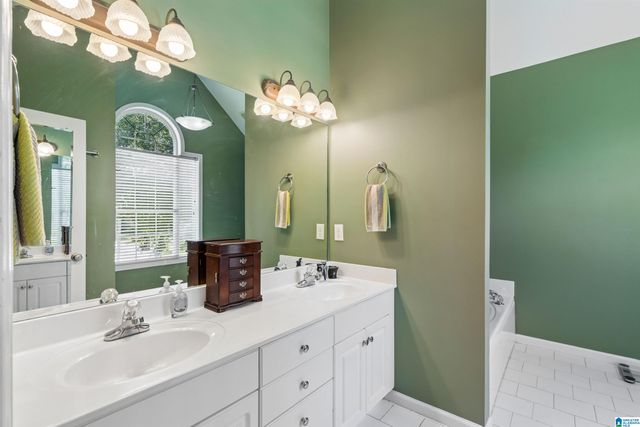 180 WOODBURY DRIVE, Sterrett, AL 35147