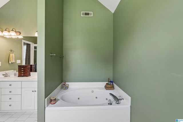 180 WOODBURY DRIVE, Sterrett, AL 35147