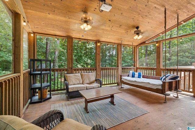 180 WOODBURY DRIVE, Sterrett, AL 35147
