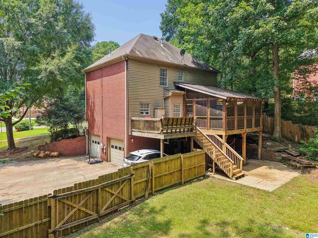 180 WOODBURY DRIVE, Sterrett, AL 35147