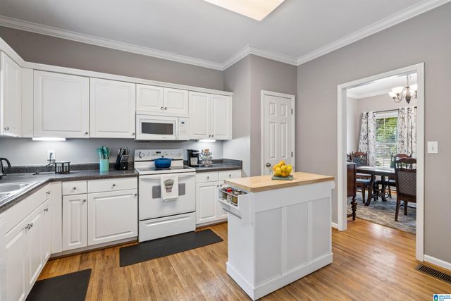 180 WOODBURY DRIVE, Sterrett, AL 35147