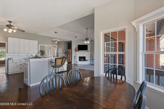 650 Fairway Drive, Hernando, MS 38632