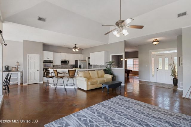 650 Fairway Drive, Hernando, MS 38632