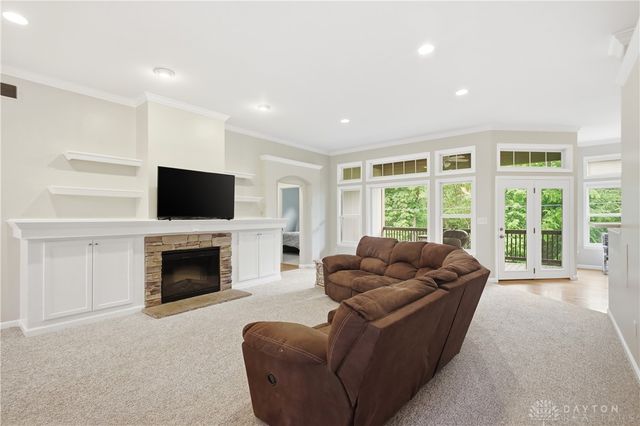 1469 Shaker Run Boulevard, Lebanon, OH 45036