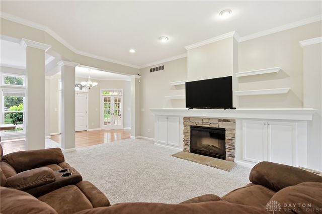 1469 Shaker Run Boulevard, Lebanon, OH 45036