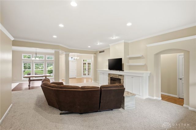 1469 Shaker Run Boulevard, Lebanon, OH 45036