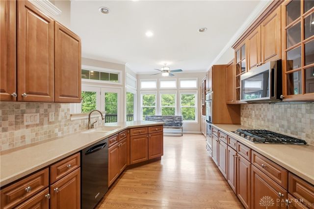 1469 Shaker Run Boulevard, Lebanon, OH 45036