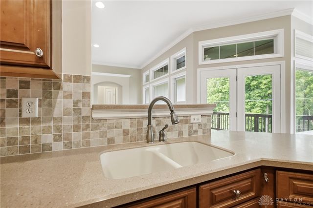 1469 Shaker Run Boulevard, Lebanon, OH 45036
