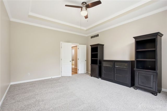 1469 Shaker Run Boulevard, Lebanon, OH 45036