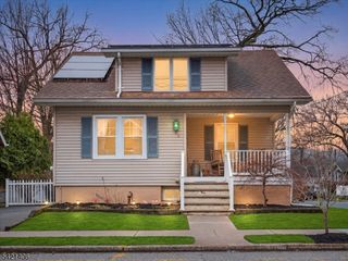 108 9Th Ave, Hawthorne Boro, NJ 07506