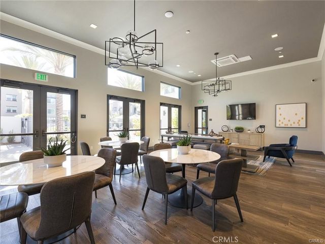 533 Daniel Freeman Circle, Inglewood, CA 90301