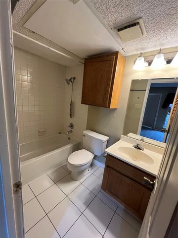 9811 Walnut Street 201, Dallas, TX 75243