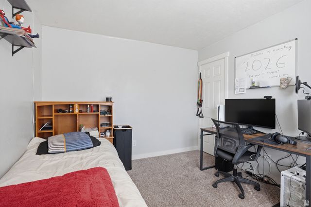 1049 W STONEHAVEN DR, North Salt Lake, UT 84054