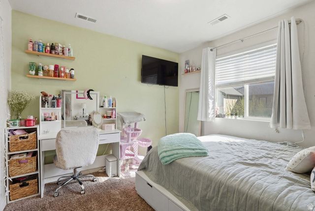 1049 W STONEHAVEN DR, North Salt Lake, UT 84054