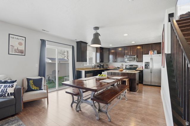 1049 W STONEHAVEN DR, North Salt Lake, UT 84054