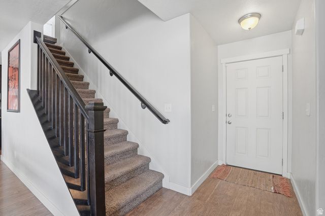 1049 W STONEHAVEN DR, North Salt Lake, UT 84054